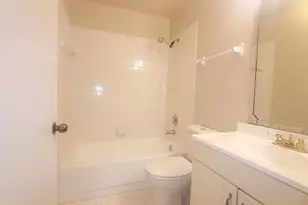 3433 NW 44th St, Oakland Park, FL 33309 - Photo 39