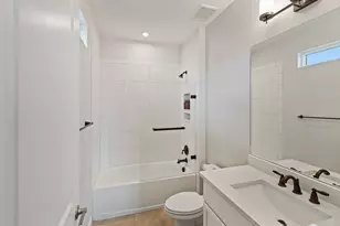 2465 NE Evinrude Cir, Jensen Beach, FL 34957 - Photo 45