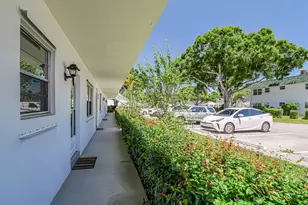 2800 Indian River Blvd, Vero Beach, FL 32960 - Photo 17