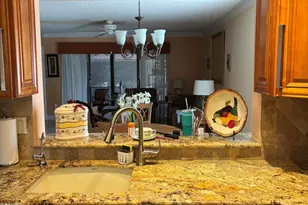 60 Pelican Pointe Dr, Delray Beach, FL 33483 - Photo 3