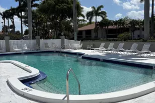 60 Pelican Pointe Dr, Delray Beach, FL 33483 - Photo 23
