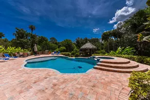 3646 S Jenkins Rd, Fort Pierce, FL 34981 - Photo 11