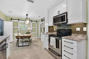 2812 NW 12th Ave, Wilton Manors, FL 33311 - Photo 13