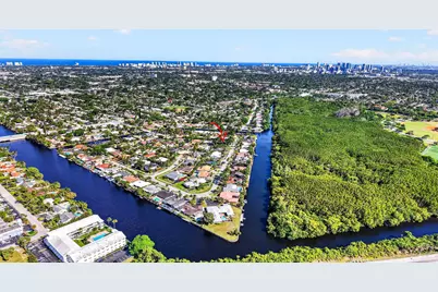 2812 NW 12th Avenue, Wilton Manors, FL 33311 - Photo 5