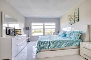 2950 N Palm Aire Dr, Pompano Beach, FL 33069 - Photo 11