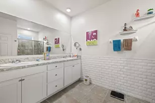 2165 SW Hawk River Dr Dr SW, Vero Beach, FL 32962 - Photo 21