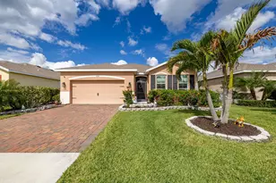2165 SW Hawk River Dr Dr SW, Vero Beach, FL 32962 - Photo 1