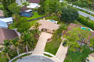 103 Oxford Ct, Royal Palm Beach, FL 33411 - Photo 69