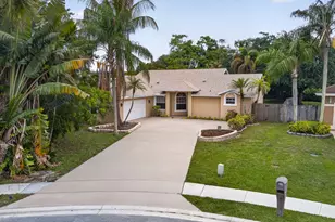 103 Oxford Ct, Royal Palm Beach, FL 33411 - Photo 63