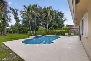 103 Oxford Ct, Royal Palm Beach, FL 33411 - Photo 51