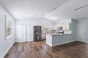 141 Rosewood Cir, Jupiter, FL 33458 - Photo 13