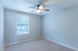 8065 Murano Cir, Palm Beach Gardens, FL 33418 - Photo 25