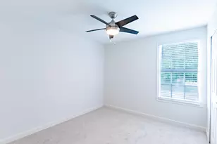 8065 Murano Cir, Palm Beach Gardens, FL 33418 - Photo 27