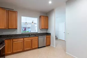8065 Murano Cir, Palm Beach Gardens, FL 33418 - Photo 15
