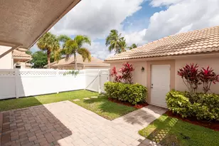 8065 Murano Cir, Palm Beach Gardens, FL 33418 - Photo 29