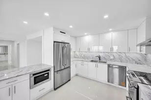 2100 S Ocean Ln, Fort Lauderdale, FL 33316 - Photo 9