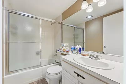 3050 Presidential Way #403, West Palm Beach, FL 33401 - Photo 15