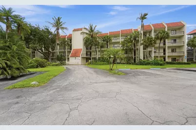 3050 Presidential Way #403, West Palm Beach, FL 33401 - Photo 21