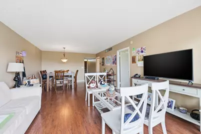 3050 Presidential Way #403, West Palm Beach, FL 33401 - Photo 7