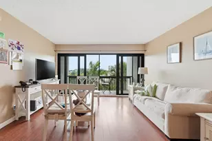 3050 Presidential Way, West Palm Beach, FL 33401 - Photo 5