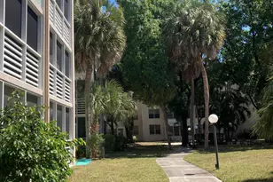 2650 NW 49th Ave, Lauderdale Lakes, FL 33313 - Photo 35