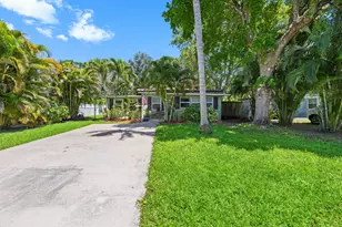 2660 SW 12th Terrace, Fort Lauderdale, FL 33315 - Photo 3