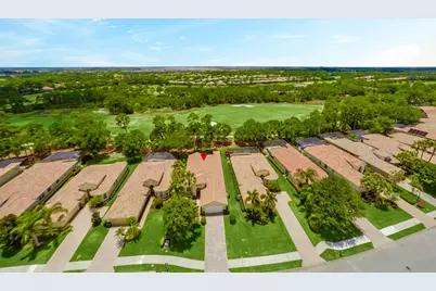 8901 Champions Way, Port Saint Lucie, FL 34986 - Photo 21