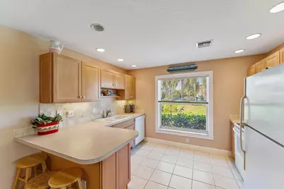 717 S US Hwy 1 #812, Jupiter, FL 33477 - Photo 7