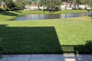 43 Essex Ct, Royal Palm Beach, FL 33411 - Photo 11