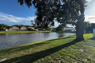 10020 Country Brook Rd, Boca Raton, FL 33428 - Photo 21