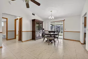 10841 SE Fir Dr, Hobe Sound, FL 33455 - Photo 11