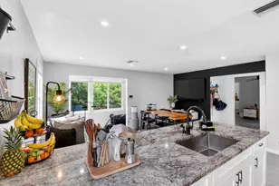 702 Forest Hill Blvd, West Palm Beach, FL 33405 - Photo 9
