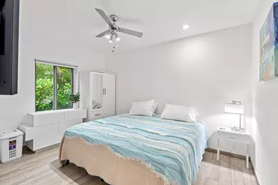 3305 NE 16th Court, Fort Lauderdale, FL 33305 - Photo 13