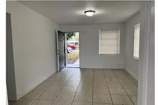 16201 NW 27th Ave NW, Opa Locka, FL 33054 - Photo 11