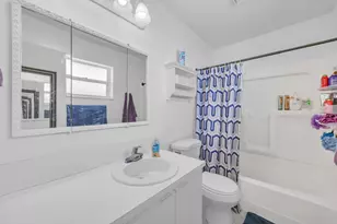 1333 SE Bayharbor St, Port Saint Lucie, FL 34983 - Photo 21