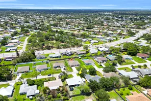 1333 SE Bayharbor St, Port Saint Lucie, FL 34983 - Photo 45