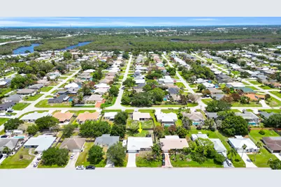 1333 SE Bayharbor Street, Port Saint Lucie, FL 34983 - Photo 39