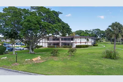 3 Greenway Vlg N #210, Royal Palm Beach, FL 33411 - Photo 41