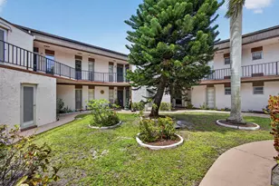 3 Greenway Village N, Royal Palm Beach, FL 33411 - Photo 37