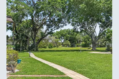 3 Greenway Vlg N #210, Royal Palm Beach, FL 33411 - Photo 39