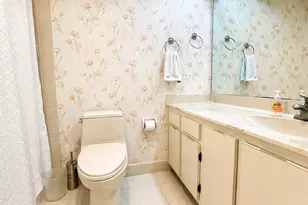 4015 W Palm Aire Dr, Pompano Beach, FL 33069 - Photo 9