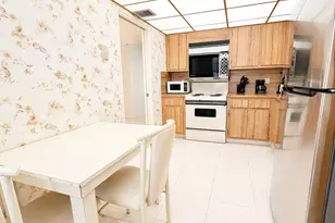 4015 W Palm Aire Dr, Pompano Beach, FL 33069 - Photo 15