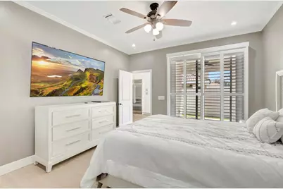 1050 Delray Lakes Drive, Delray Beach, FL 33444 - Photo 23