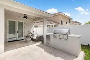 1050 Delray Lakes Dr, Delray Beach, FL 33444 - Photo 19