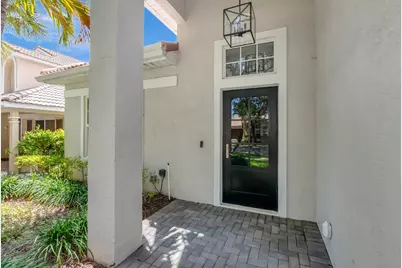 1050 Delray Lakes Drive, Delray Beach, FL 33444 - Photo 3