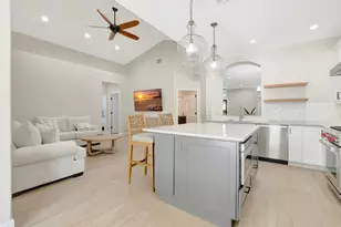 1050 Delray Lakes Dr, Delray Beach, FL 33444 - Photo 17