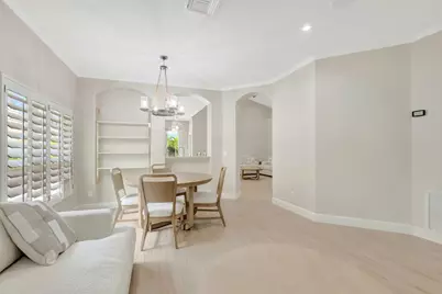 1050 Delray Lakes Drive, Delray Beach, FL 33444 - Photo 7