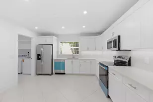 9258 Vista Del Lago, Boca Raton, FL 33428 - Photo 11