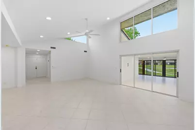 9258 Vista Del Lago #A, Boca Raton, FL 33428 - Photo 7
