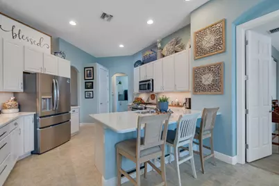 660 Tangelo Circle SW, Vero Beach, FL 32968 - Photo 9